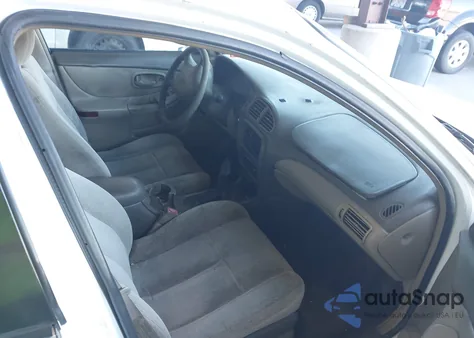 2000 Oldsmobile Intrigue Gx from USA, damaged, VIN 1G3WH52H7YF338460